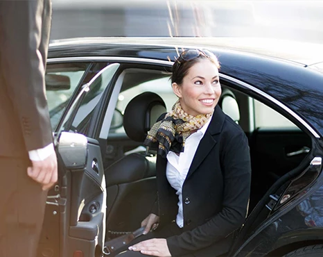 The Ultimate Guide to Corporate Airport Transfers: Ensuring Smooth Business Travel Experiences